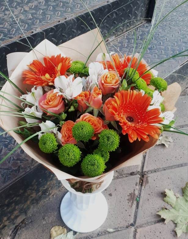 Букет цветов из: Герберы, Хризантемы, Альстромерии и Розы в Кочубее