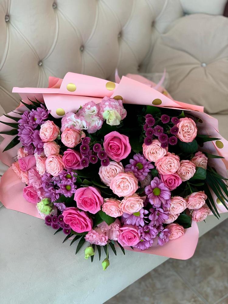 Букет цветов из: Хризантемы, Розы и Лизиантусы в Кочубее