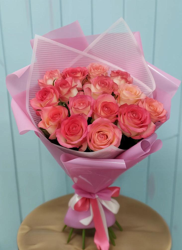 Букет 15 Розовых роз Равель в Кочубее