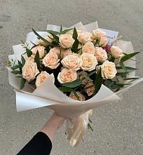 Букет Кремовые розы Латте в Кочубее