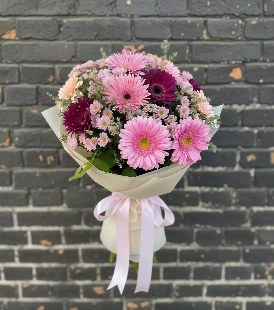 Букет цветов из: Герберы и Хризантемы в Кочубее