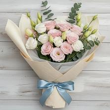 Букет цветов из:  Лизиантусы в Кочубее