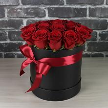 Цветочная композиция из Розы в шляпной коробке в Кочубее