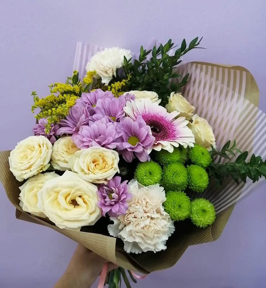 Букет цветов из: Хризантемы, Розы, Гвоздики и Герберы в Кочубее